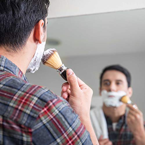 Mens Grooming kit Mindset Peace- The Best Gift for the men in your life. A Straight blade razor kits giving the Quality shave at home. Incl; A Barber Razor, Shaving Brush and a Sharpening Belt