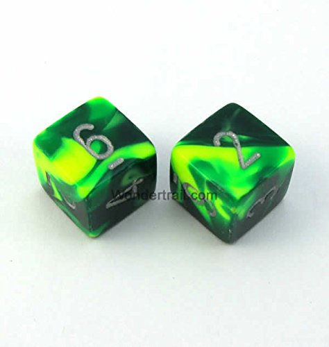 WCXPG0654E2 Green Yellow Gemini Dice with Silver Numbers D6 16mm (5/8in) Pack of 2 Dice Chessex
