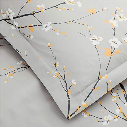 Bedsure Comforter Set King Size - Down Alternative Comforter, Microfiber Duvet Sets - 3-Piece (1 Comforter + 2 Pillow Shams), Plum Blossom Pattern, Grey - Thumbnail 3