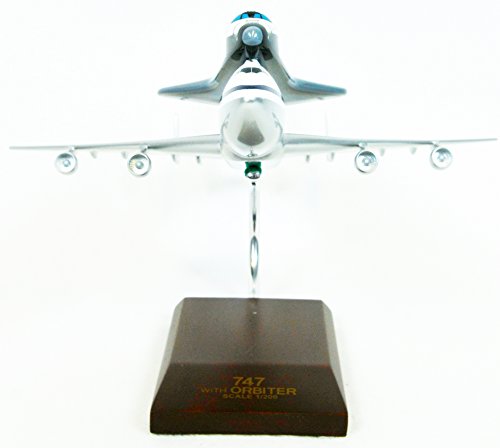 Mastercraft Collection, LLC Mastercraft Collection Boeing NASA Orbiter B747 with Shuttle Model Scale:1/200
