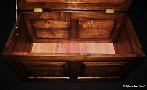 Dark Maple Hope Chest Gift lined in cedar - Thumbnail 3