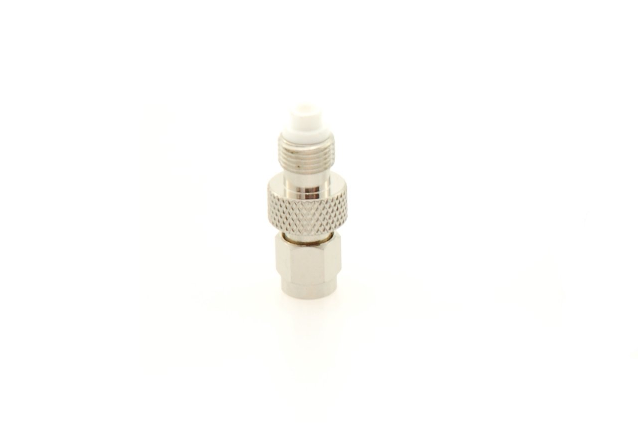 Alda PQ Adapter plug for SMA/M to FME/F