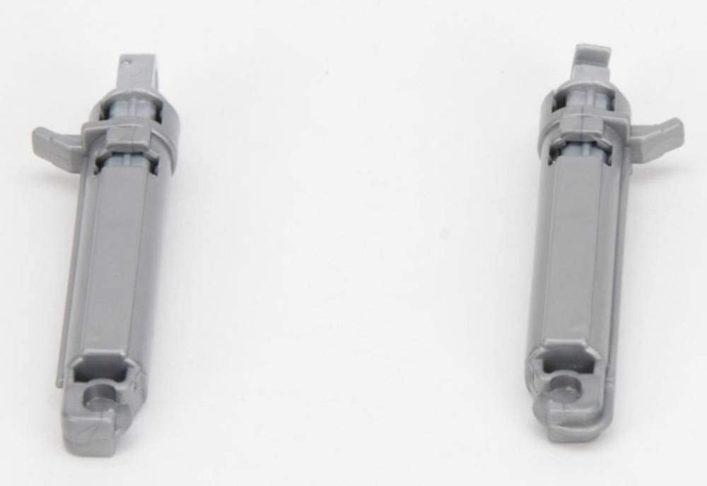 Bruder Left/Right Hydraulic Cylinders for 2000/3000 Series Tractors, Ages 3+, Indoor/Outdoor, Battery Operated