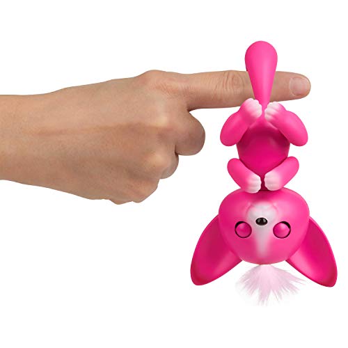 3 WowWee+Fingerlings+Interactive+Baby+Kayla