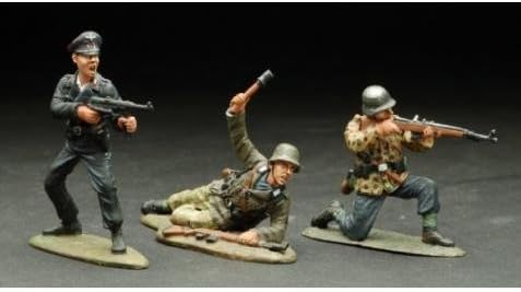 detailed toy soldiers