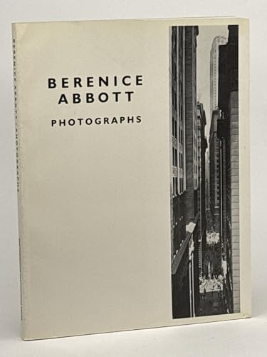 Slide Show: The Color Photographs of Helen Levitt: Helen Levitt