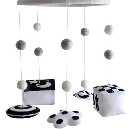 nursery decor for baby development