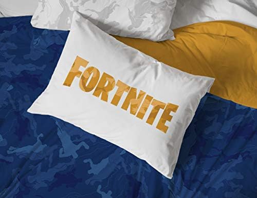 Fortnite-themed twin-size comforter set in a room setting.