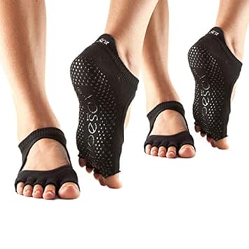 Amazon.com: Toesox Grip - Calcetines de yoga para pilates ...