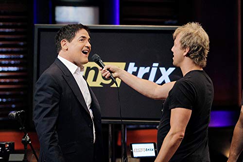 Singtrix-Family-Party-Bundle-Second-Edition-Karaoke-Machine-for-Kids-and-Adults-as-seen-on-Shark-Tank--Includes-Microphone-Speaker-and-Pro-Voice-Tuning-Technology-and-Effects-Black-SGTXCOMBO2