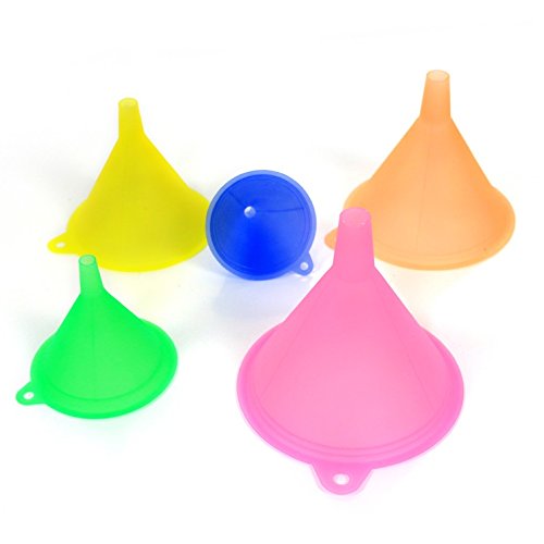 BeautySu. 5-Size Plastic Kitchen Gadget Funnel Set for Transfer Liquids or Powders to Pitchers, Bottles, Cans and Containers