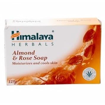 himalaya herbals moisturizing almond soap