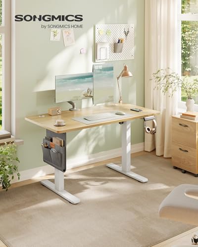 SONGMICS LSD132YA01 Height Adjustable Electric Desk 120 x 60 cm 4 Height Memory Function USB-C Port Gold Oak