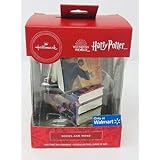 Harry Potter Exclusive Books and Wand Christmas Tree Ornament New 2020