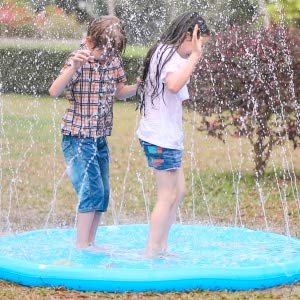 MIBOTE 68" Sprinkler Pad & Splash Play Mat for Kids, Toddler Sprinkler Water Toys Inflatable Outdoor Swimming Pool Toy for Boys Girls (Includes 2 PCs Mini Water Gun)