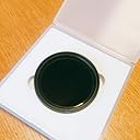 2枚の遮光レンズを交差させていくことで明るさを調整