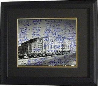 yankee stadium memorabilia store