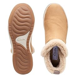 Clarks Women's Breeze Fur Ankle Boot, Tan Textile, 9