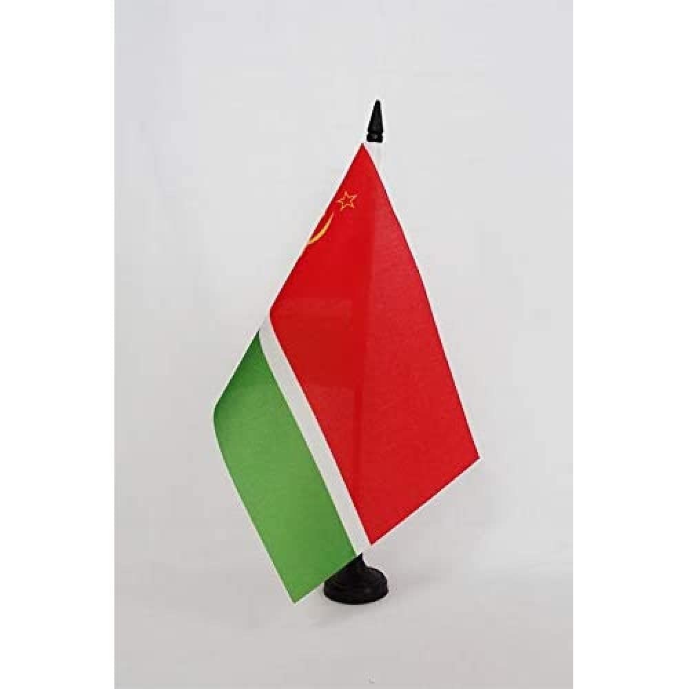 AZ FLAG Lithuanian Soviet Socialist Republic Table Flag 5'' x 8'' - Lithuania SSR Office Decoration 100% Polyester 21 x 14 cm - Mini Desk Flag with Pole and Black Plastic Base