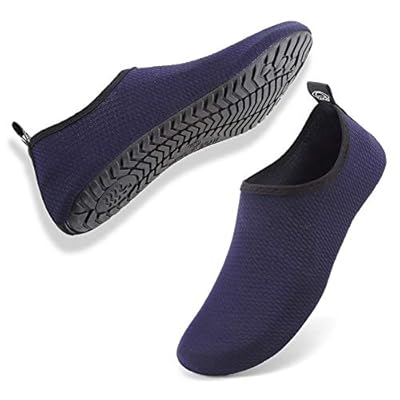 IceUnicorn Schwimmschuhe Herren Damen Badeschuhe Strandschuhe Aquaschuhe Wasserschuhe(Xspao-Navy blau, 44/45EU) 4 Schnorchelmasken 41M4zTvLJFL. SS400 Aus sehr leichtem Material gefertigt, mit ausgezeichneter Biegsamkeit. Er ist flexibel genug, um zusammengefaltet zu werden, so dass er leicht zu transportieren ist.
Atmungsaktiv, leicht und schnelltrocknend. Man spürt sie kaum an den Füßen.
Atmungsaktiv, leicht und schnelltrocknend. Man spürt sie kaum an den Füßen.