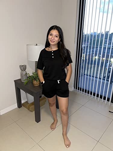 Women\'s Sweatsuit Sets Casual Short Sleeve Button Top and Shorts Set Summer Loose Two Piece Outfits with Pockets