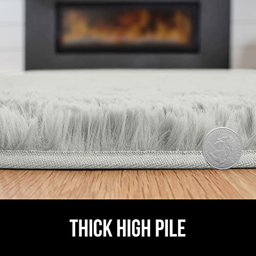 Gorilla Grip Soft Faux Fur Area Rug, Washable, Shed and Fade Resistant
