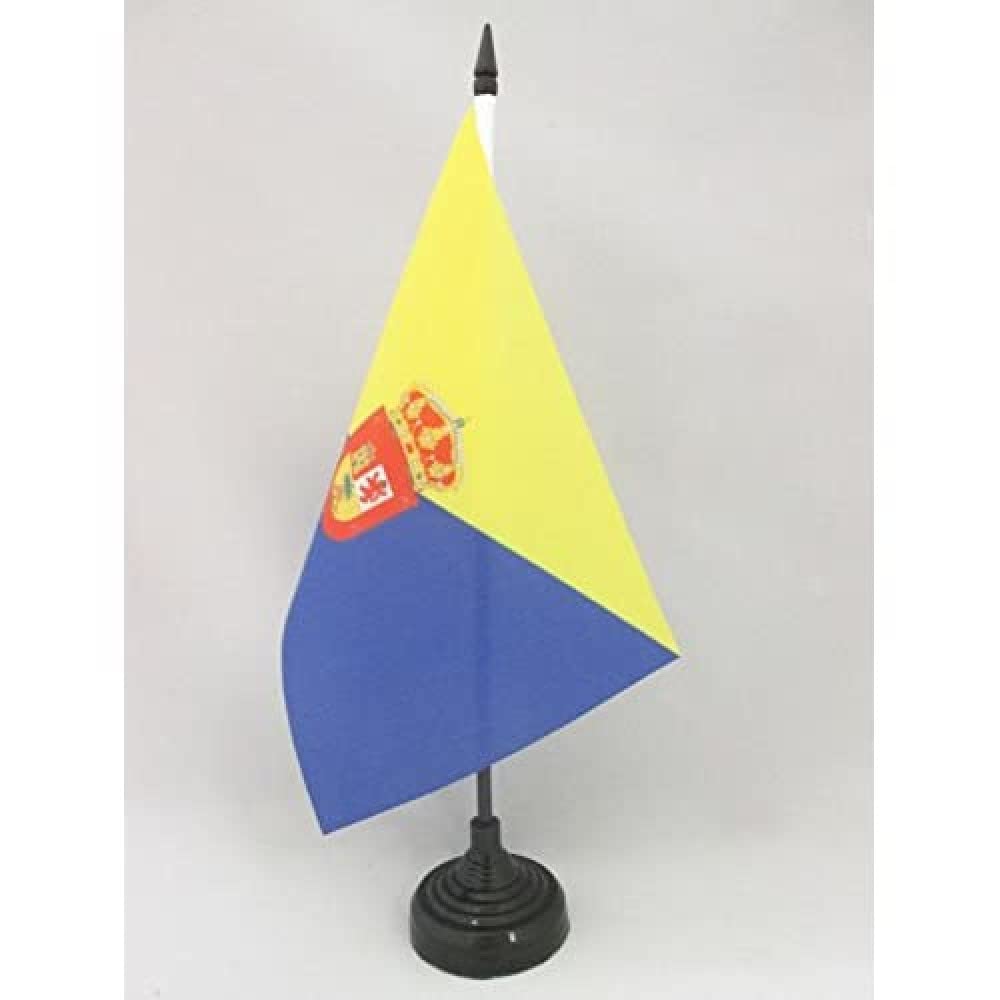AZ FLAG Gran Canaria Table Flag 5'' x 8'' - Canary Islands Office Decoration 100% Polyester 21 x 14 cm - Mini Desk Flag with Pole and Black Plastic Base