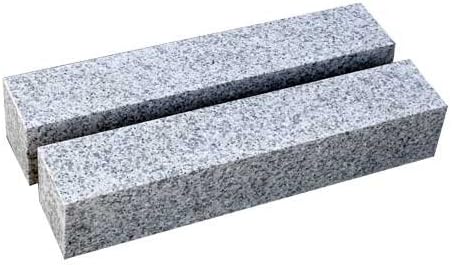 Amazon Co Jp 車止め くるまとめ る スクエアデザインカーストッパー 天然御影石 置くだけ簡単工事不要 タイヤ止めブロック 幅約54センチ 2本1組 石専門店ドットコム Diy 工具 ガーデン