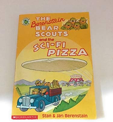 The Berenstain Bear Scouts in Giant Bat Cave (Bear Scouts