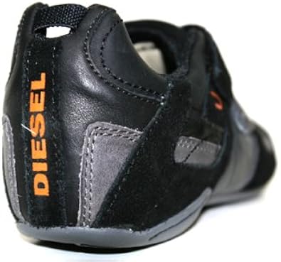 mens nike trainers with velcro fastening