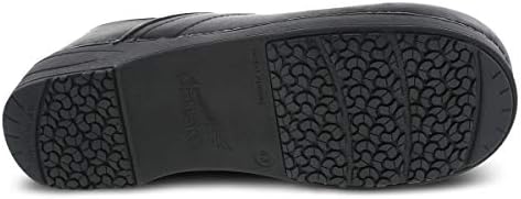 dansko xp 2.0 mens clog