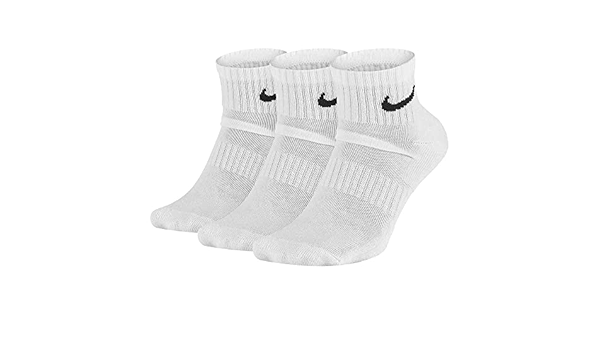 Nike Everyday Cushion Ankle Socks 3-Pair Pack at Amazon Women's Clothing  store