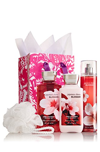 Bath & Body Works Japanese Cherry Blossom 4 Piece Gift Set (4 Piece Set)