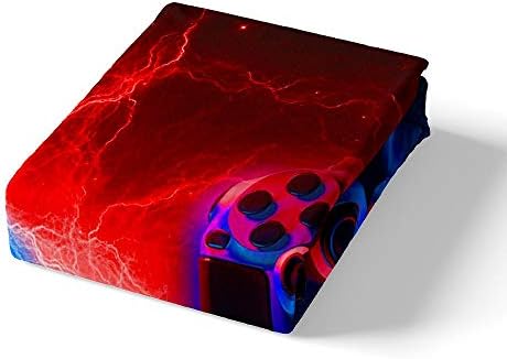 Stylish and resistant bedding cover worth $45.00.