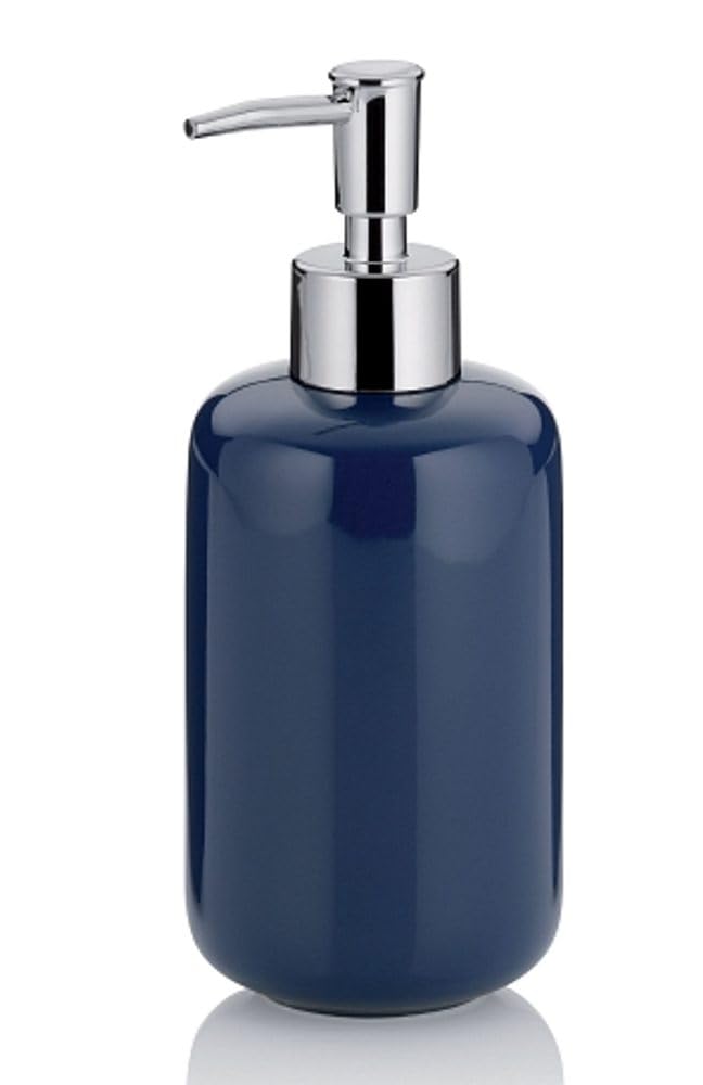 Kela Isabella, Plastic