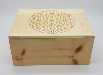 Brotkasten Zirbenholz, Zirbenholzbrotkasten mit Blume des Lebens, Handgemacht in Bayern
