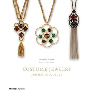 costume jewelry /anglais