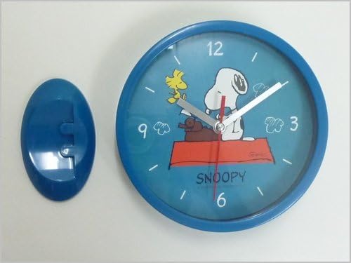 Amazon Co Jp Snoopy スヌーピー 置時計 にも 掛時計 にもなる ２wayアナログクロック グリーン 並行輸入品 ホーム キッチン