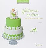 Gâteaux de fête en pâte à sucre by