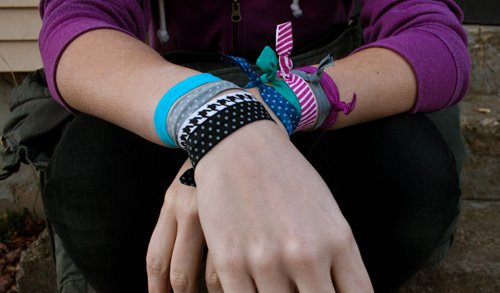 Active Accessories On-The-Go Hair Bands - Go from work to the gym in style (Elegant)