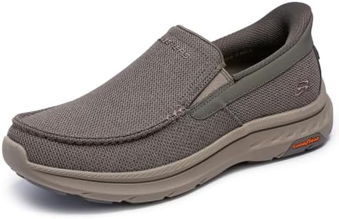 Amazon.com | Skechers Men display picture 3