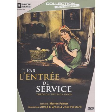 Par L'entrée De Service