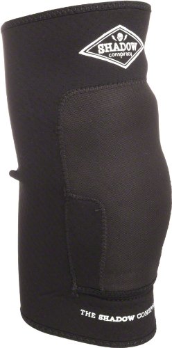 The Shadow Conspiracy Super Slim Protective Knee Pad: Black; MD