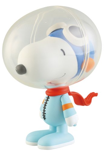 snoopy astronaut toy