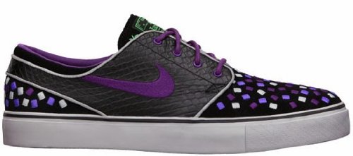 Nike Stefan Janoski (GS) Skateboarding Shoes. Black/Hyper Grape/Wolf Grey