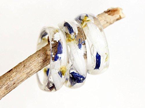 White Blue Ring, Daisy Cornflower Ring, Resin Ring, Real Flower Ring, Resin Jewelry, Flower Resin Ring, Nature Ring, Terrarium Ring, Pressed Flowers, Size 9