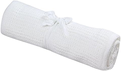 white cot blanket