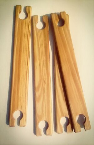 4 Pack 20 inch x 1.5 Width weaving stick shuttles Oak