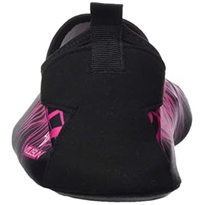 VILISUN Badeschuhe Wasserschuhe für Herren Damen Aquaschuhe Strandschuhe Schnell Trocknend Slip on Breathable Schwimmschuhe Surfschuhe für Beach Pool Surfen Yoga, Rot, 42/43 EU 3 Schnorchelmasken 41OJYH9rlOL. SS300 Obermaterial: Synthetisch
Innenmaterial: Leicht & Flexibel :Ultra leichtgewicht,so fühlen Sie sich großartig und fühlen sich angenehm an.Leicht und komprimierbar für einfaches Packen, Komfort für die Freizeit oder andere Sportarten.
Sohle: Anti-Rutsch Sohle,Die rutschfeste Gummisohle ist flexibel und dennoch dick genug, um Ihre Füße vor Stein und Stein zu schützen.