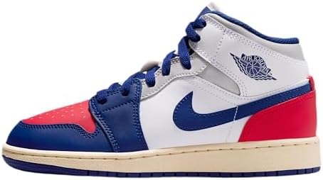 Amazon.com | AIR JORDAN 1 MID (GS)  display picture 1